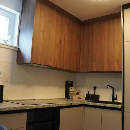 Bestblick - Na Stazi Lejlighed