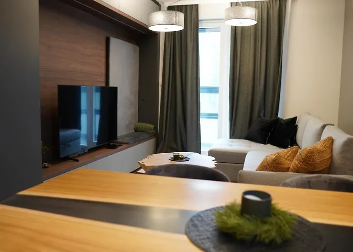 Bestblick - Na Stazi 公寓