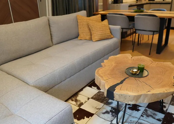 Bestblick - Na Stazi 公寓